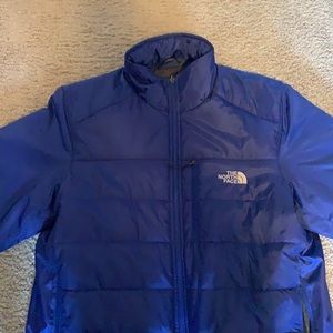 Men’s North Face puffer jacket